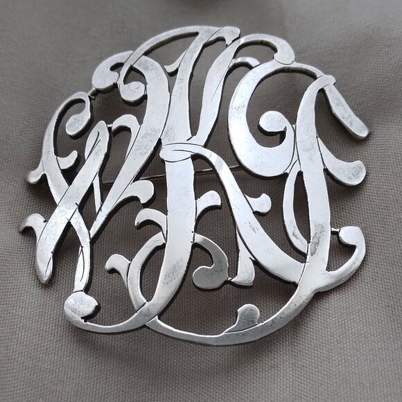 LAREDO STERLING SILVER MONOGRAM INITIAL BROOCH PIN VINTAGE - Picture 4 of 5